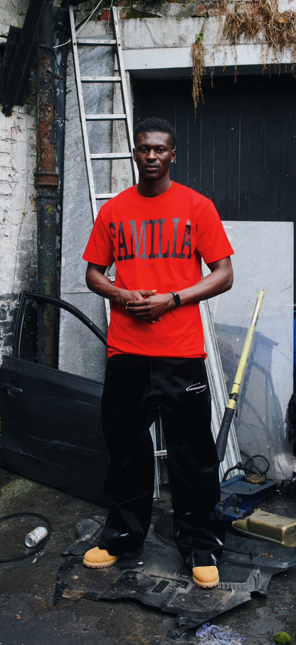 Familia Tee (Red)